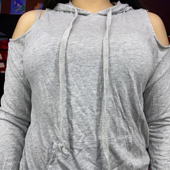 Top - Picture 3 of 3